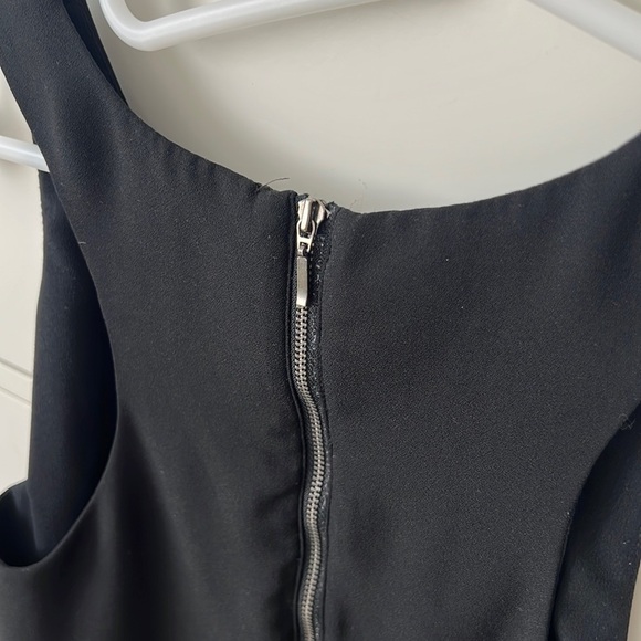 Banana Republic Sleeveless Top Size M - Picture 5 of 6